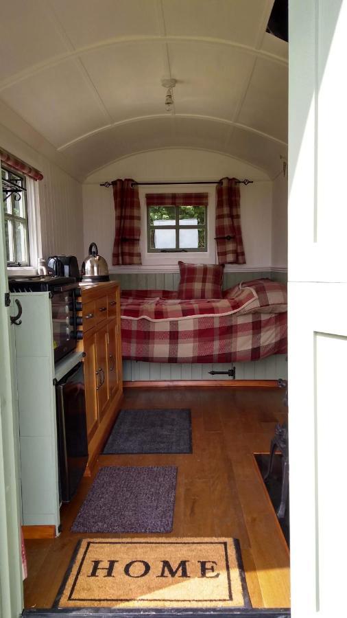 Shepherd'S Lodge - Shepherd'S Hut With Devon Views For Up To Two People And One Dog Wrangaton Luaran gambar